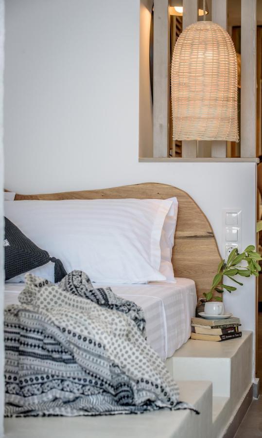 Laia Seafront Luxury Apartments Agia Pelagia 외부 사진