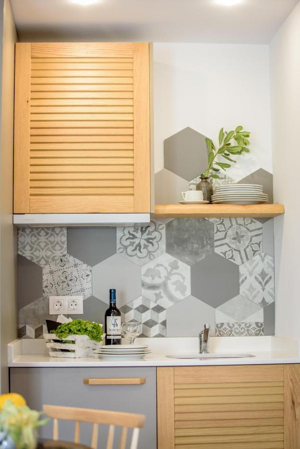 Laia Seafront Luxury Apartments Agia Pelagia 외부 사진