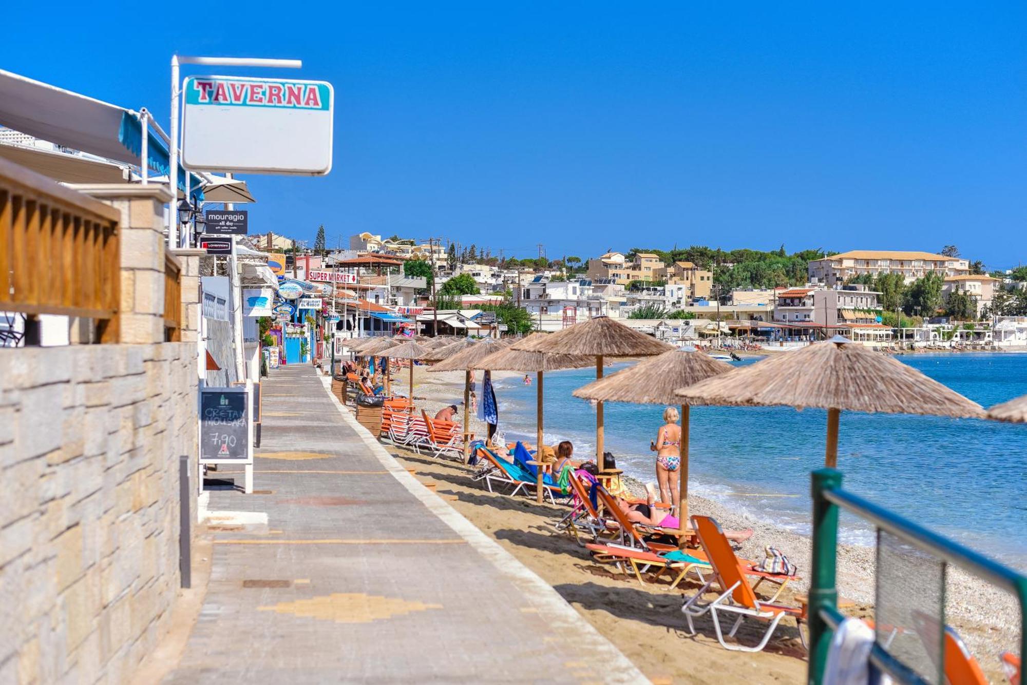 Laia Seafront Luxury Apartments Agia Pelagia 외부 사진