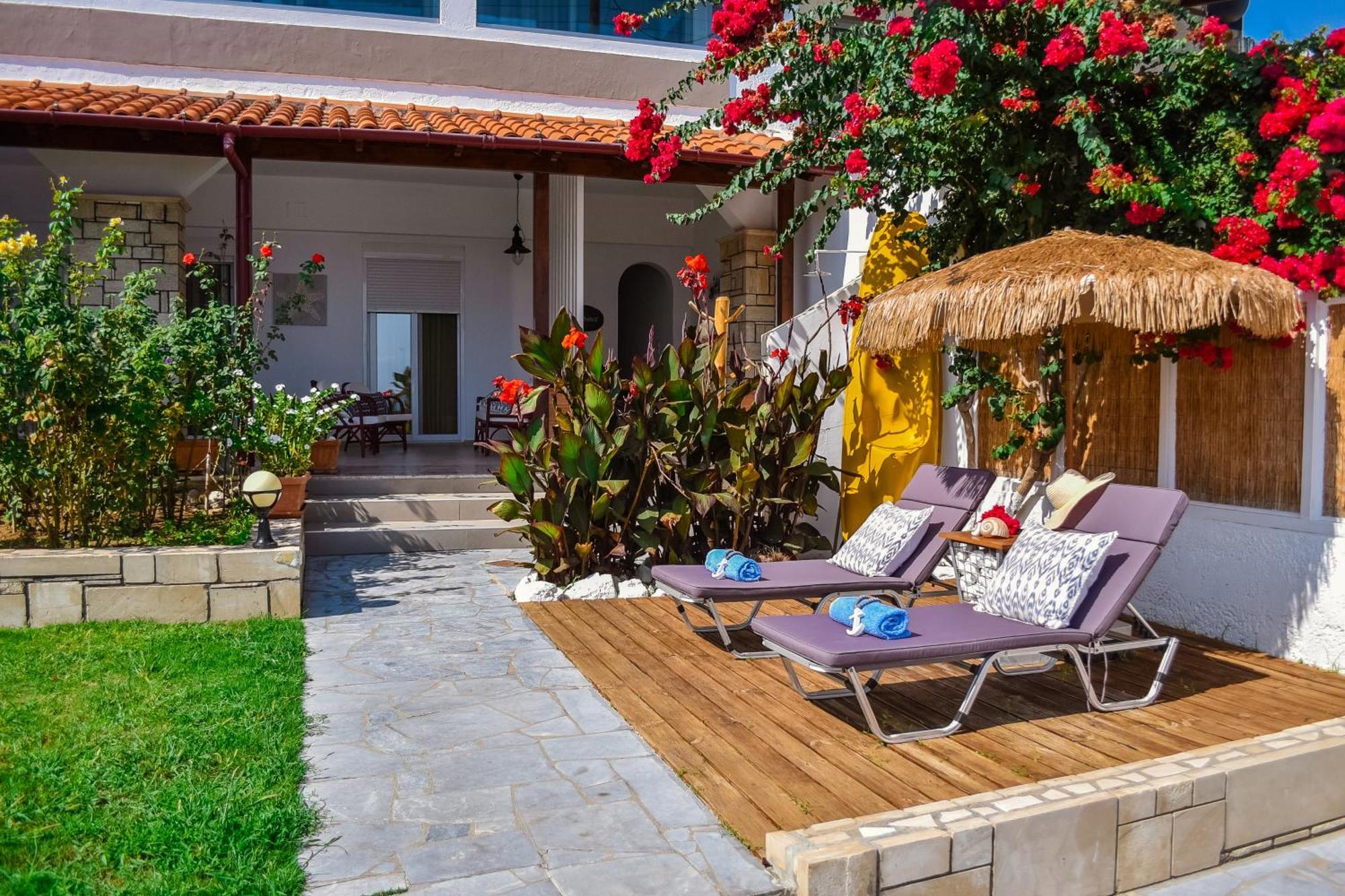 Laia Seafront Luxury Apartments Agia Pelagia 외부 사진
