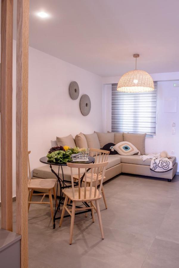 Laia Seafront Luxury Apartments Agia Pelagia 외부 사진