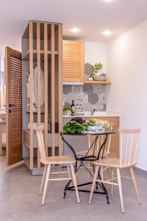 Laia Seafront Luxury Apartments Agia Pelagia 외부 사진