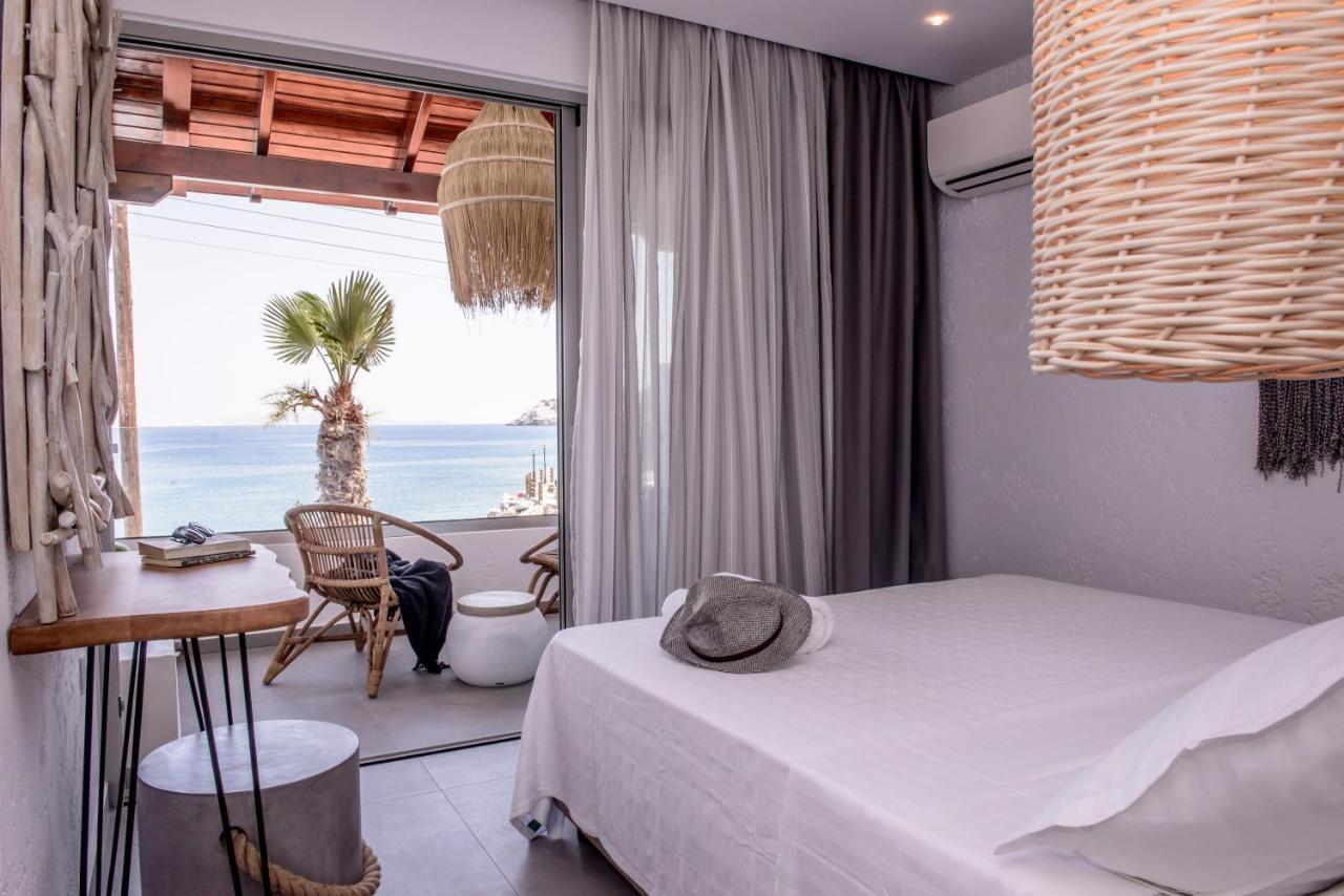 Laia Seafront Luxury Apartments Agia Pelagia 외부 사진