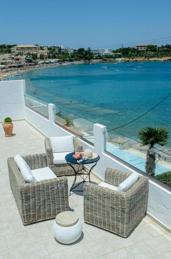 Laia Seafront Luxury Apartments Agia Pelagia 외부 사진