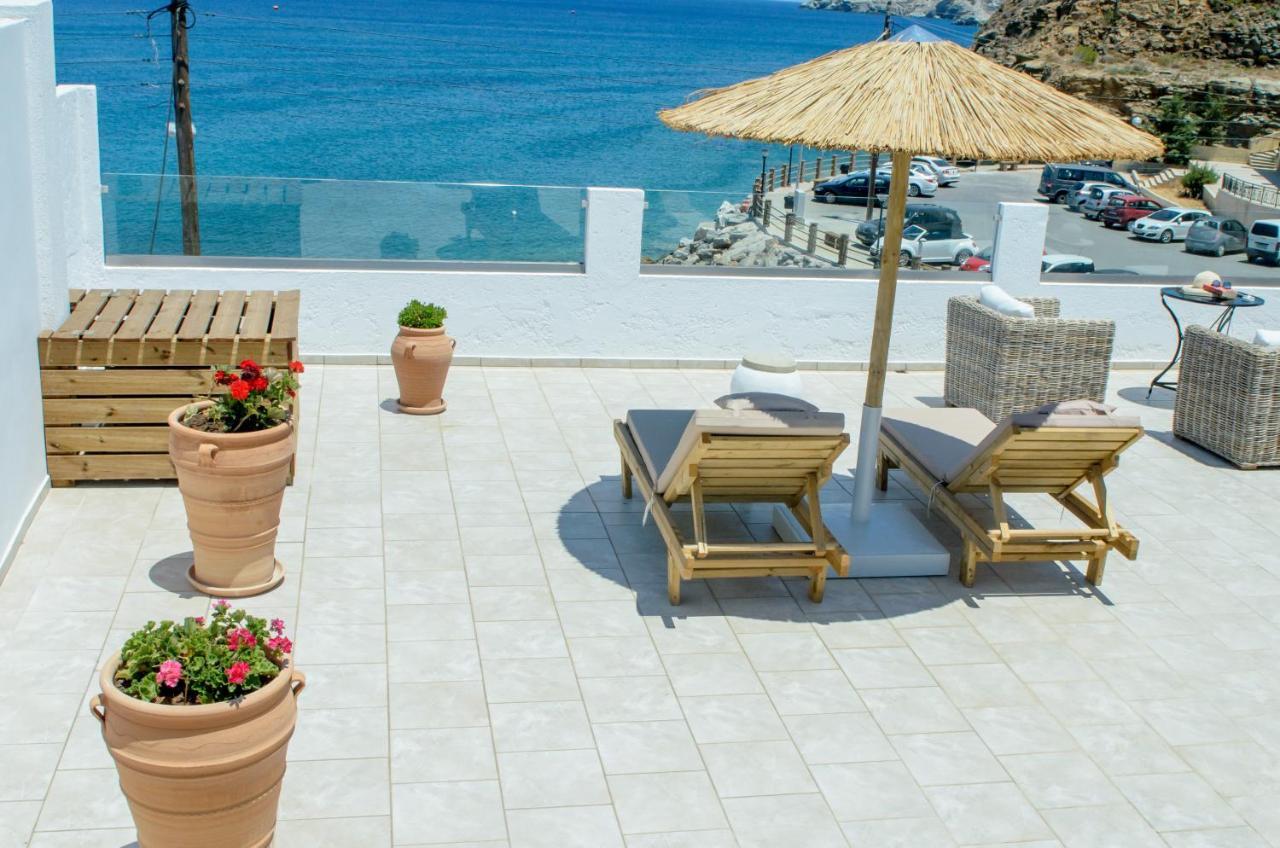 Laia Seafront Luxury Apartments Agia Pelagia 외부 사진