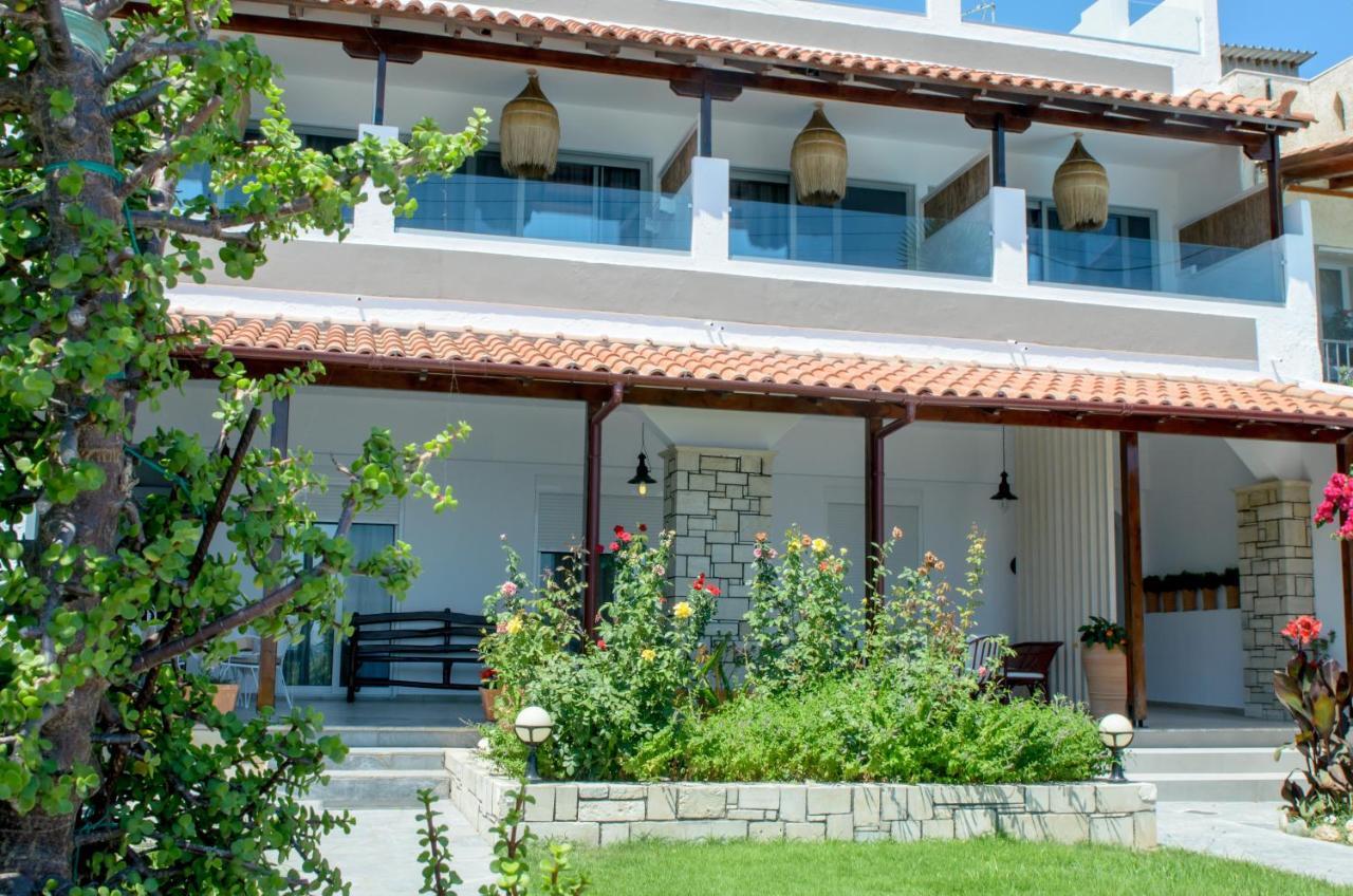 Laia Seafront Luxury Apartments Agia Pelagia 외부 사진